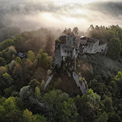 Kamieniec in the fog 1-Tomasz Okoniewski-silver-travel-17534