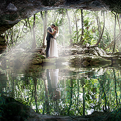 Cenote Cave Light and refection-Vincent Van Den Berg-bronze-wedding-43