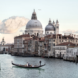 Dreaming in Venice-Jose Luis Guardia Vazquez-bronze-wedding-1773