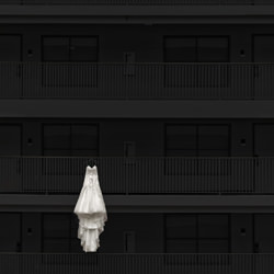 Hanging By a Thread-Michael Anthony-finalist-wedding-2051