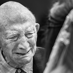 Emotional grandpa-Gabriel Scharis-finalist-wedding-4861