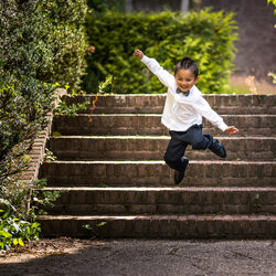 I want to fly into the group pictures first!-Bas Uijlings-finalist-wedding-9960