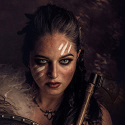Viking-Laura Dark-finalista-mujer-11893